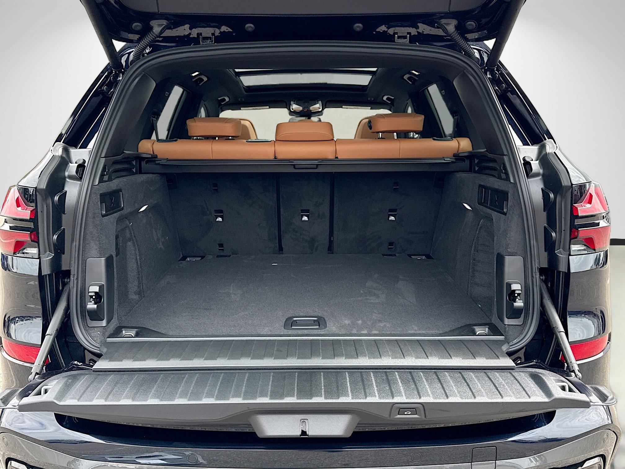 New 2026 BMW X5 xDrive40i w/ M Sport Package image 12