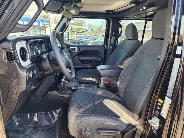 Used 2024 Jeep Gladiator Sport image 21