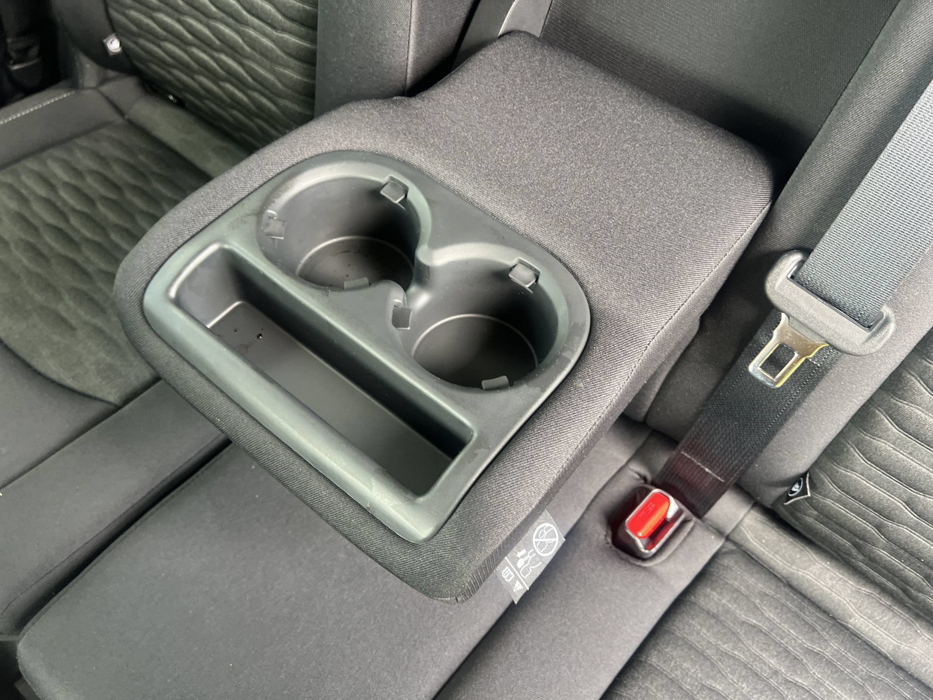 Used 2022 Nissan Pathfinder SV FWD image 18