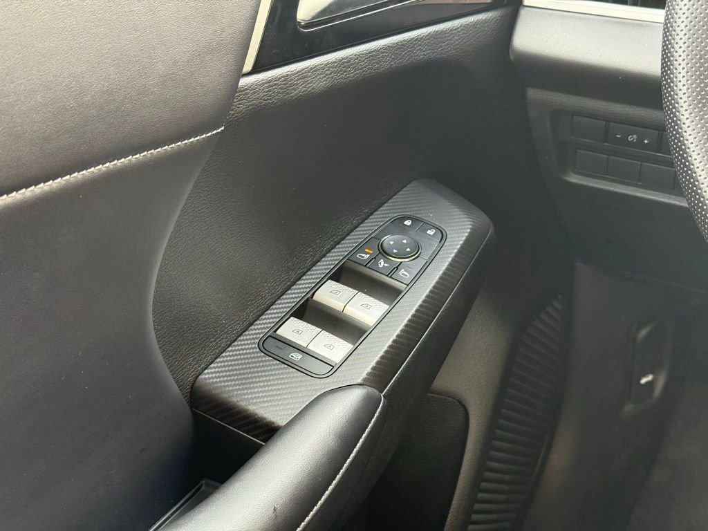 Used 2024 Mitsubishi Outlander SE image 7