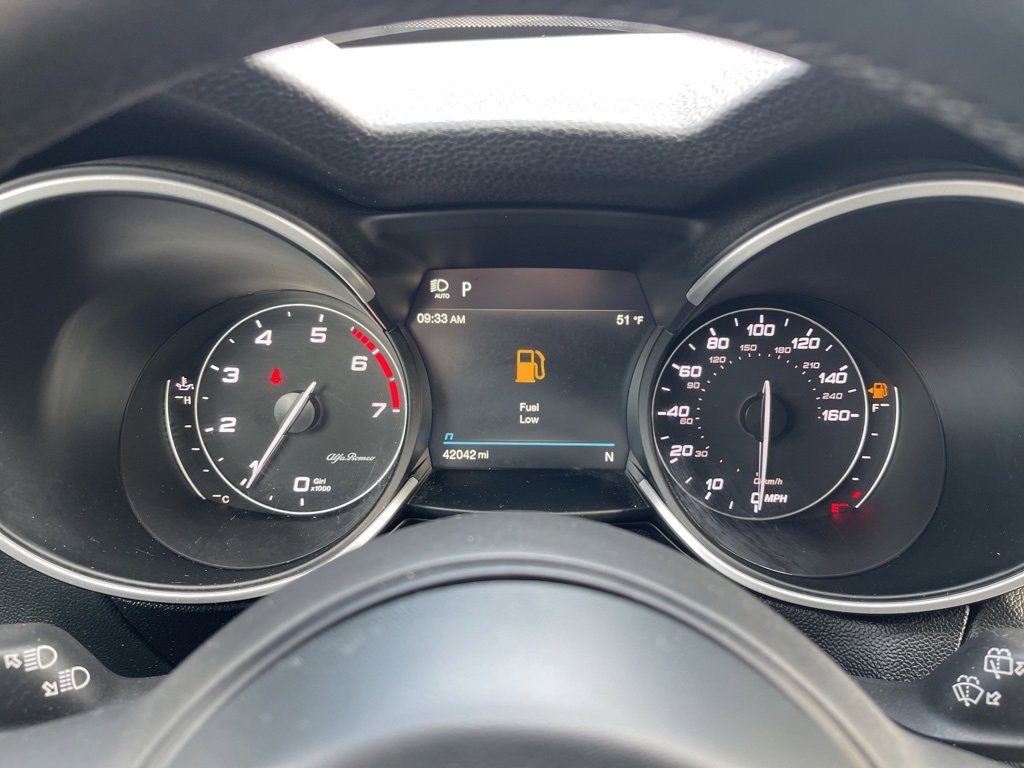 Used 2022 Alfa Romeo Stelvio Sprint image 13