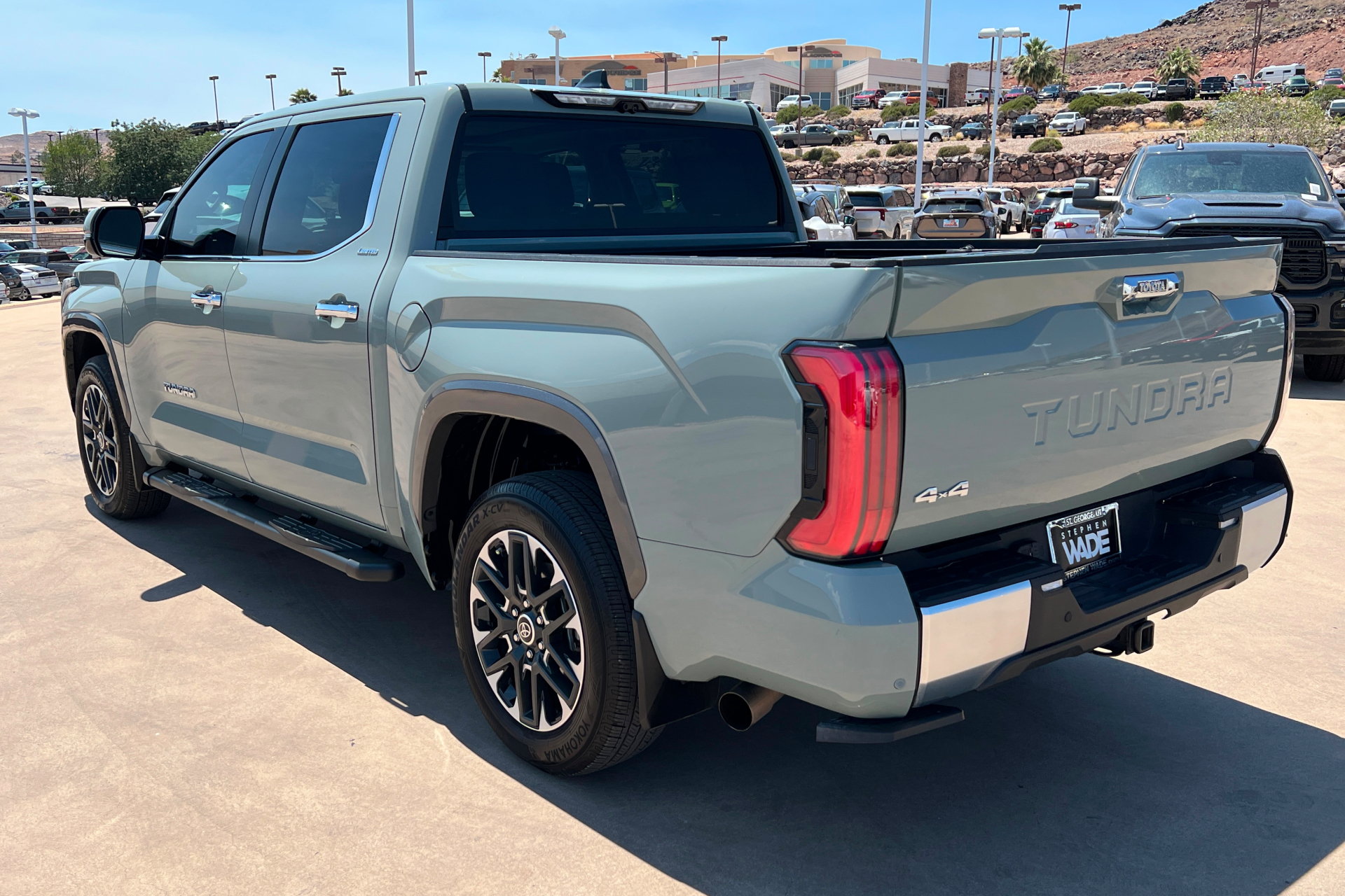 Used 2024 Toyota Tundra Limited AWD/4WD image 3