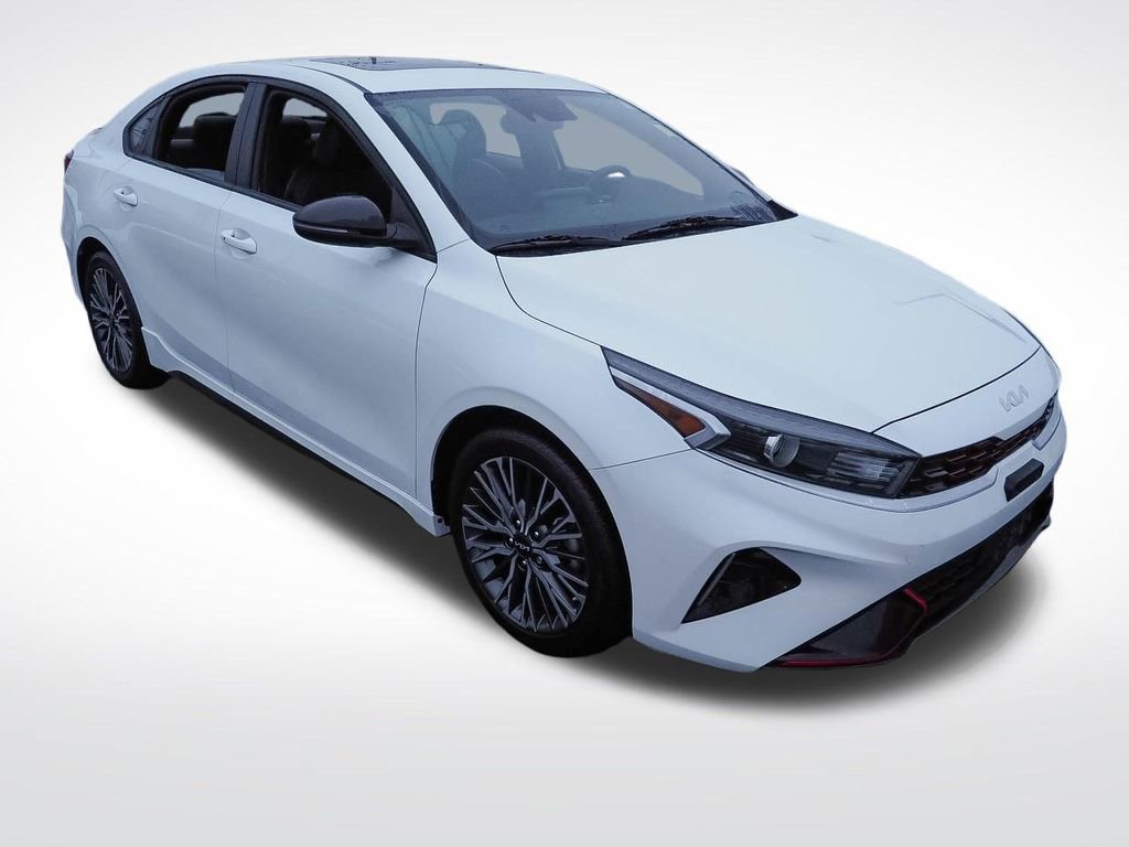 Used 2023 Kia Forte GT-Line w/ GT-Line Premium Package image 3