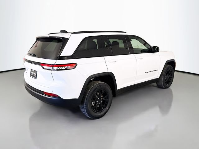 New 2025 Jeep Grand Cherokee Altitude image 7