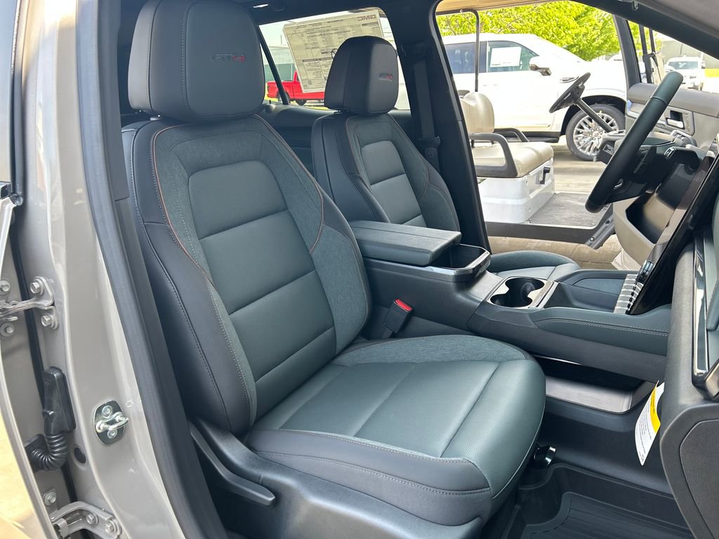 New 2026 GMC Terrain AT4 image 44