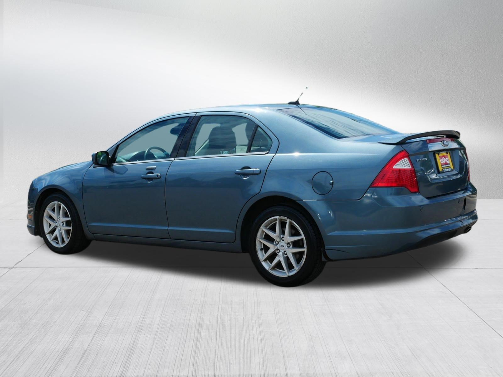 Used 2012 Ford Fusion SEL FWD image 5
