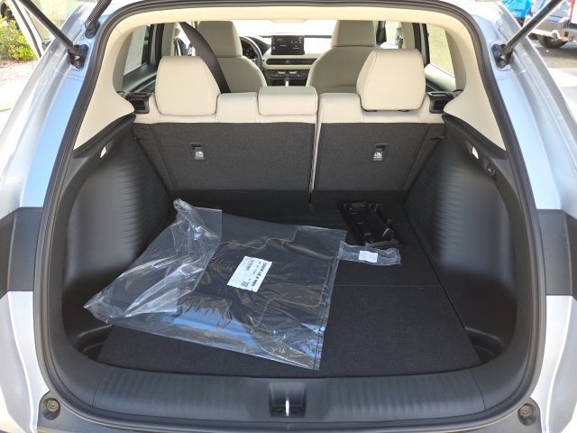 New 2027 Honda HR-V LX image 8