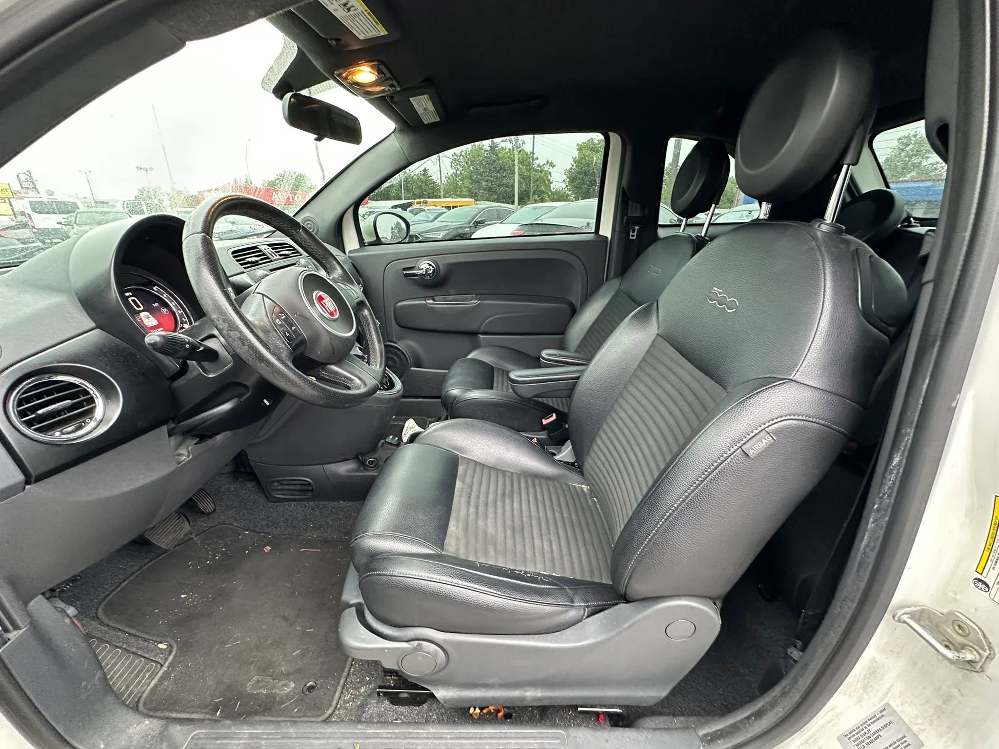 Used 2015 FIAT 500 Sport w/ Sport Appearance Group FWD image 10