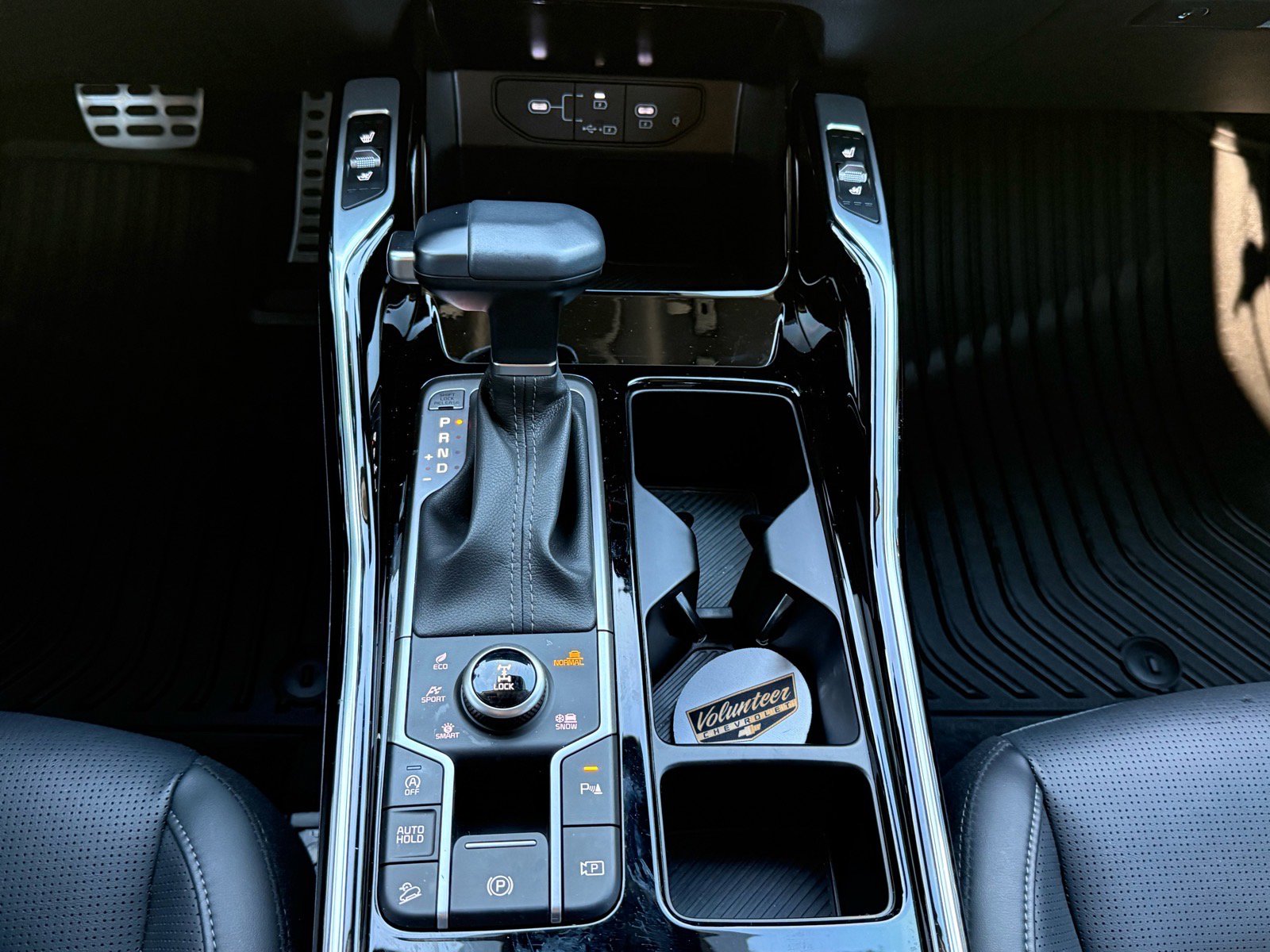 Used 2025 Kia Sorento SX image 18