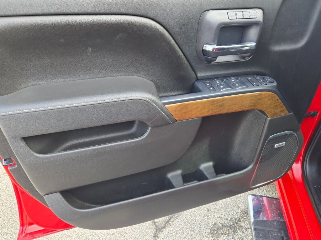 Used 2015 Chevrolet Silverado 1500 LTZ image 22