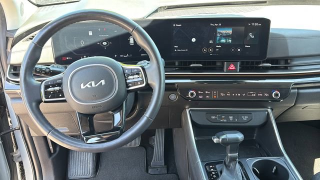Used 2025 Kia Carnival SX Prestige FWD image 10