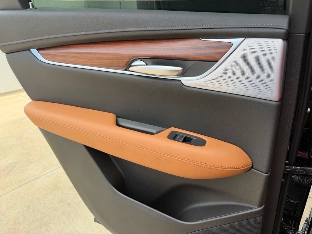 New 2026 Cadillac XT5 Premium Luxury w/ LPO, Floor Liner Package FWD image 23