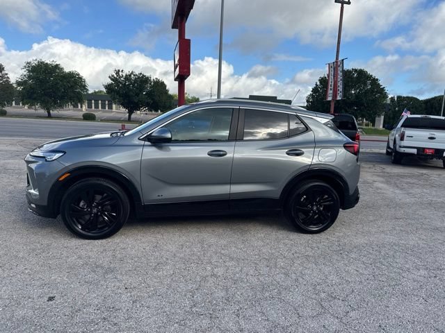 Used 2025 Buick Encore GX Sport Touring w/ Advanced Technology Package FWD image 1