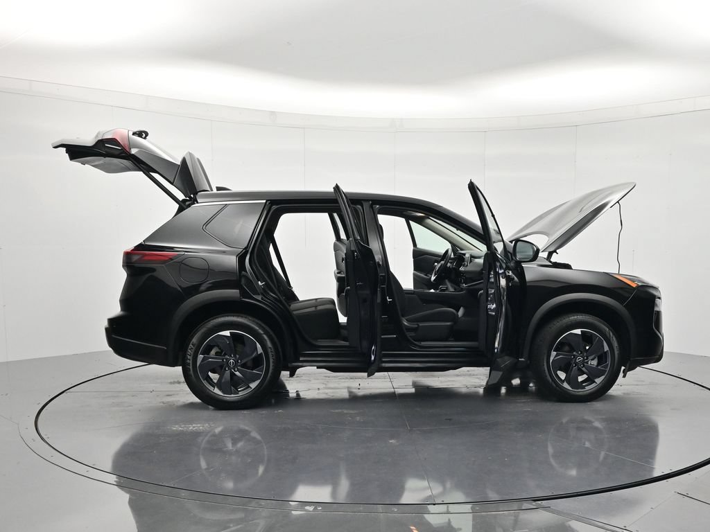Used 2024 Nissan Rogue SV AWD/4WD image 47