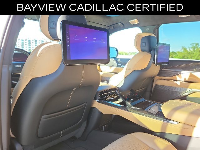 Used 2025 Cadillac Escalade IQ Sport 2 AWD/4WD image 18