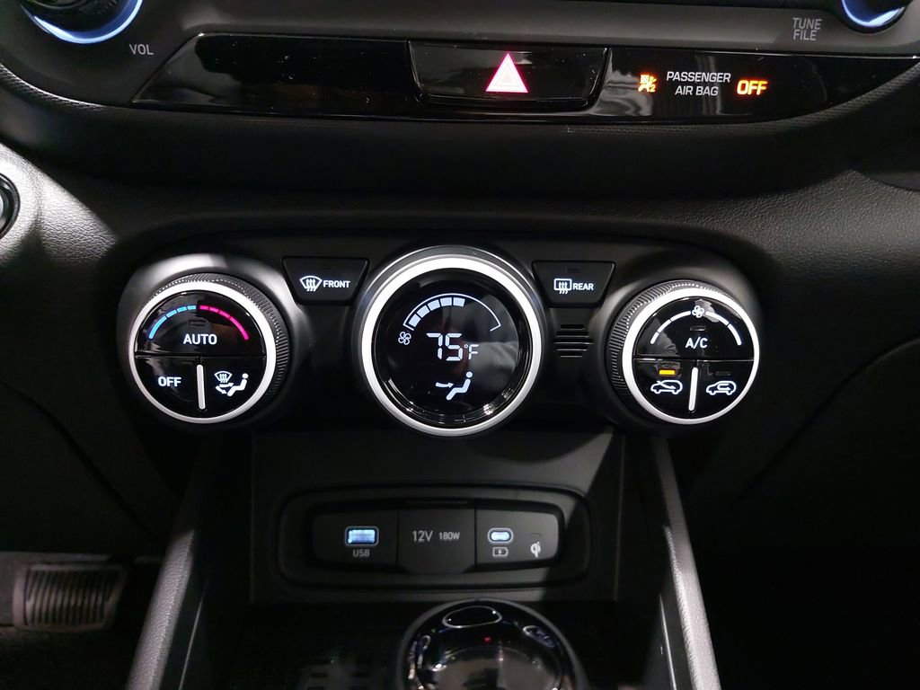 New 2025 Hyundai Venue Limited image 20