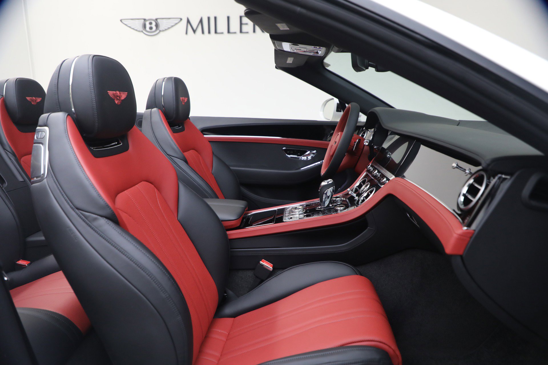 New 2026 Bentley Continental GTC AWD/4WD image 31