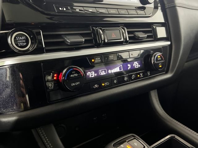 Used 2024 Nissan Pathfinder Platinum image 23