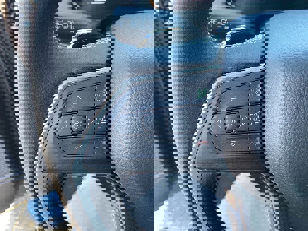 Used 2025 Jeep Grand Cherokee Altitude image 18