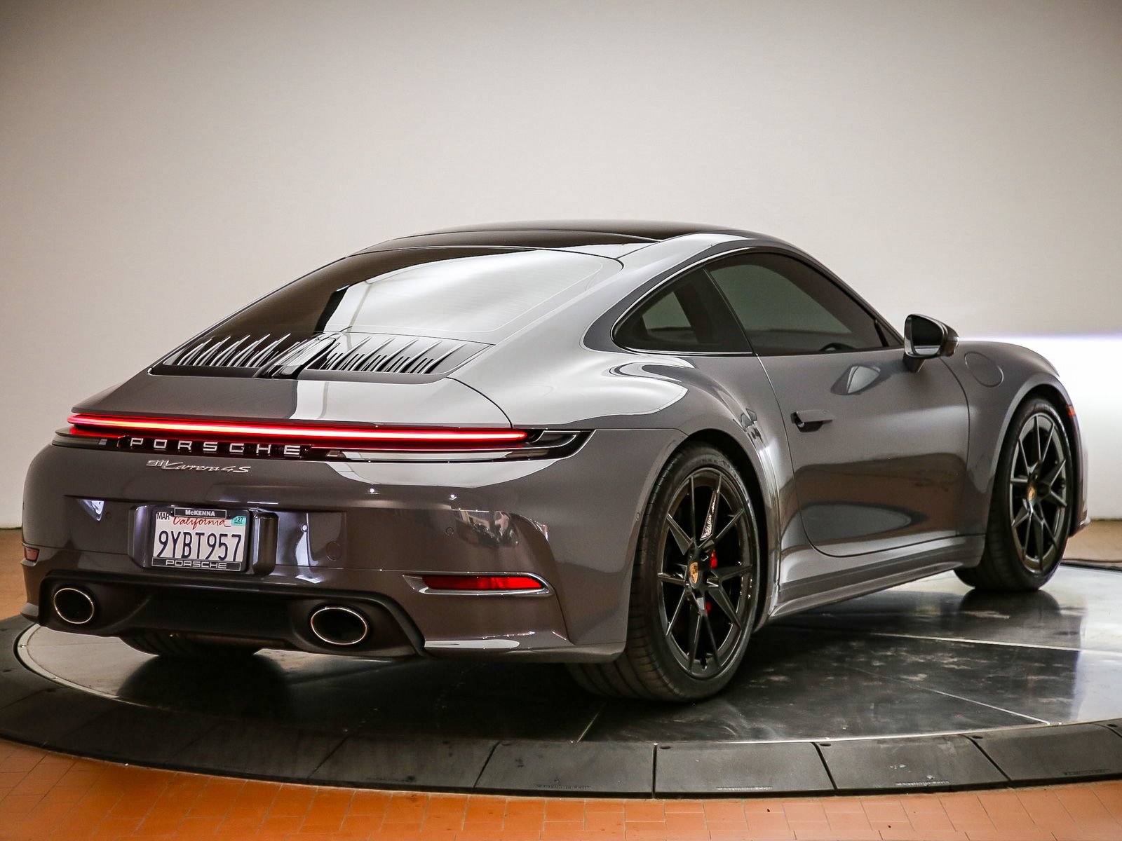 Used 2026 Porsche 911 Carrera 4S AWD/4WD image 7