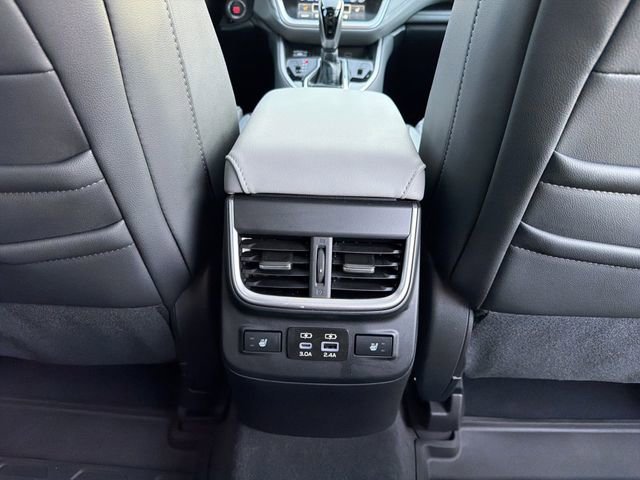 Used 2025 Subaru Outback Limited image 23