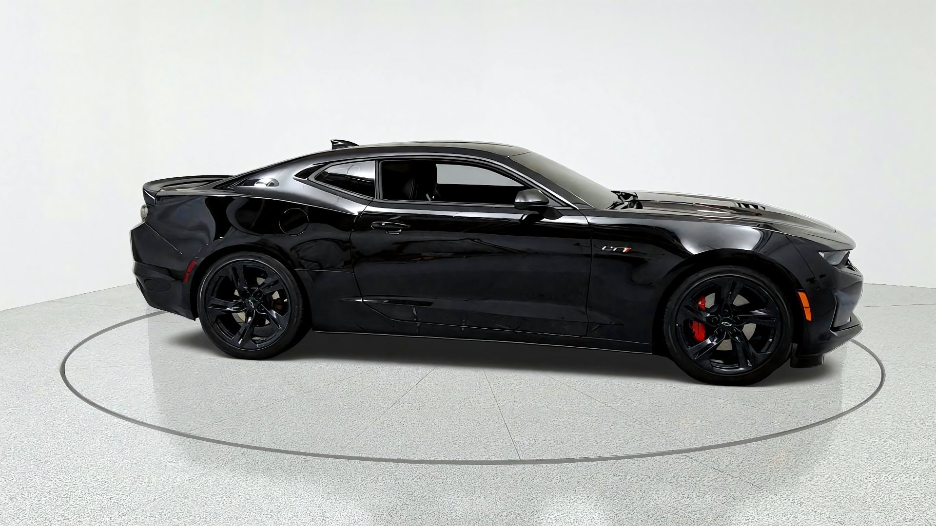 Used 2023 Chevrolet Camaro LT w/ RS Package RWD image 6