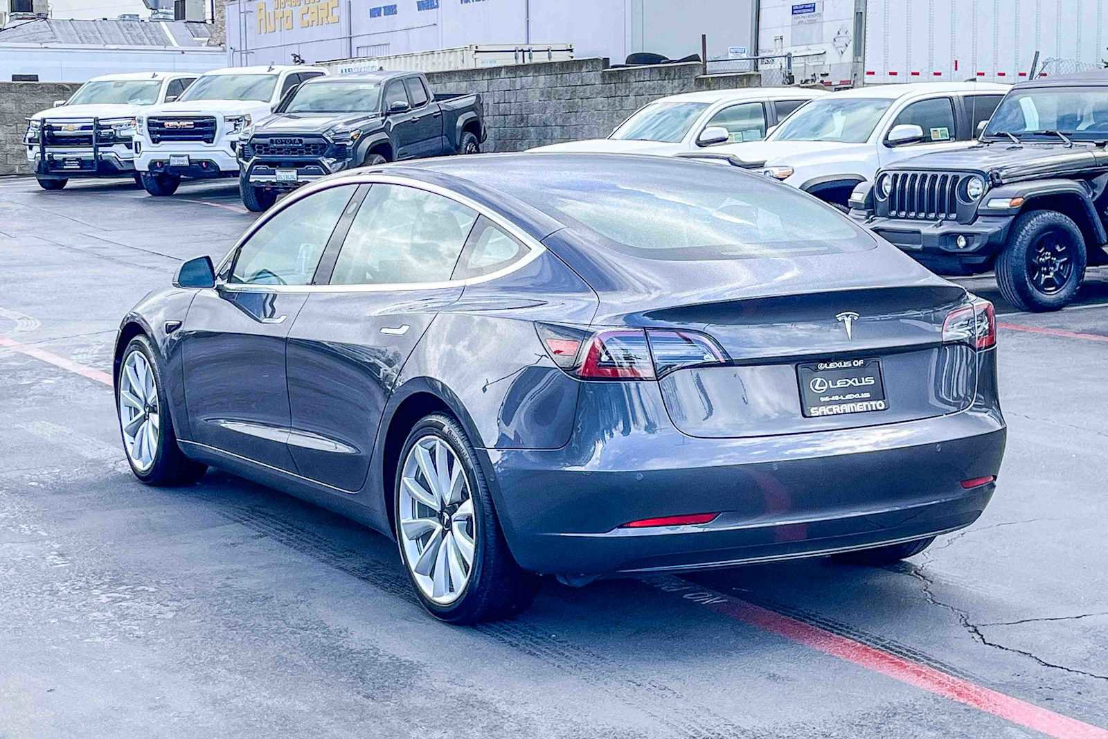 Used 2018 Tesla Model 3 Long Range image 2