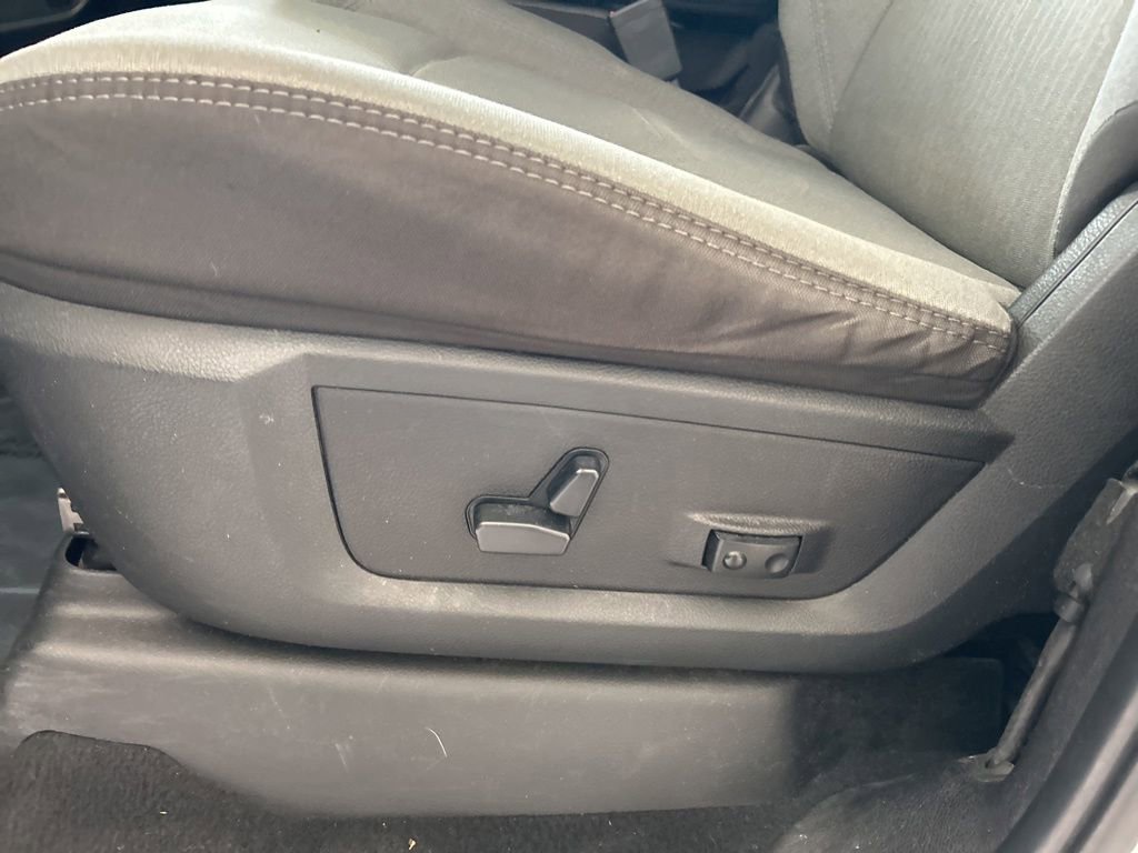 Certified 2024 RAM 2500 Big Horn AWD/4WD image 37