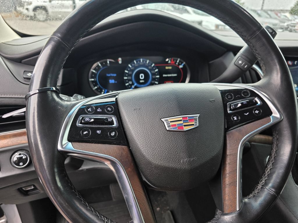 Used 2018 Cadillac Escalade Premium Luxury AWD/4WD image 12