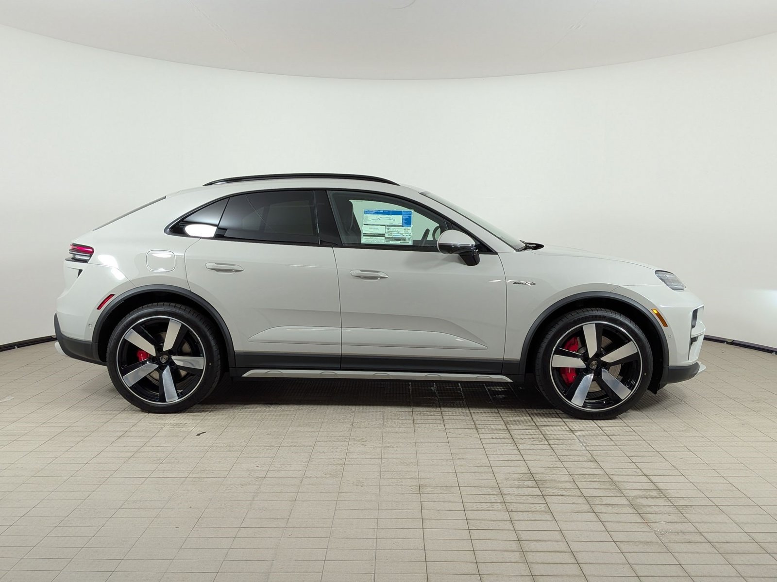 New 2026 Porsche Macan Turbo Electric AWD/4WD image 8