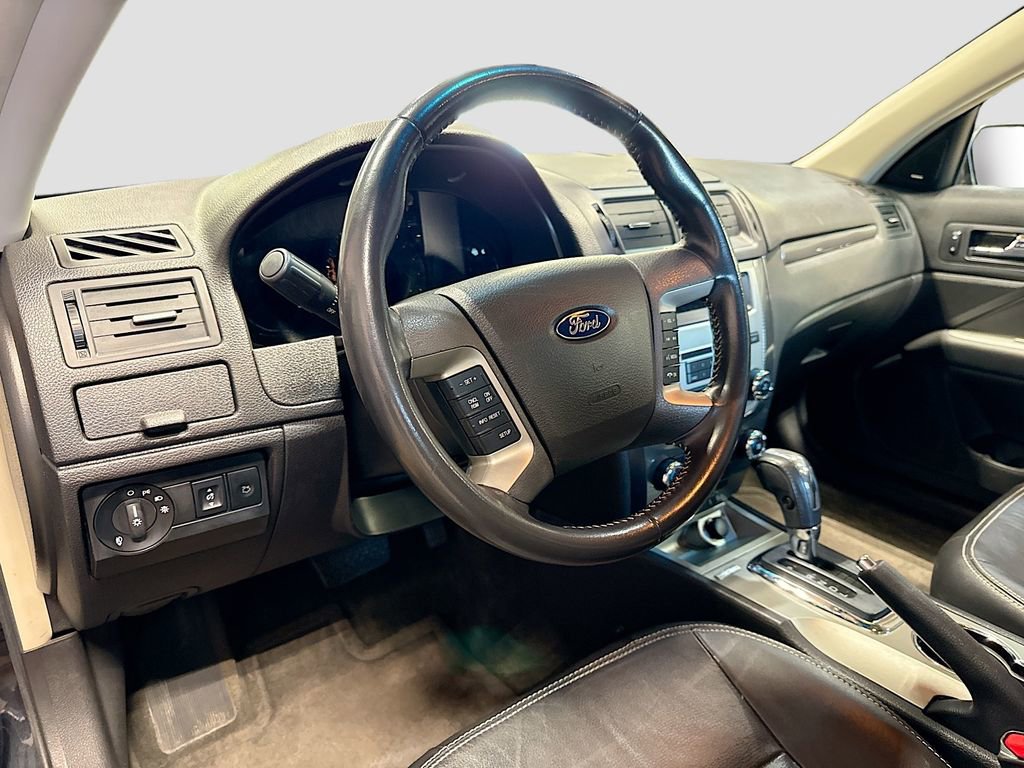 Used 2012 Ford Fusion SEL FWD image 9