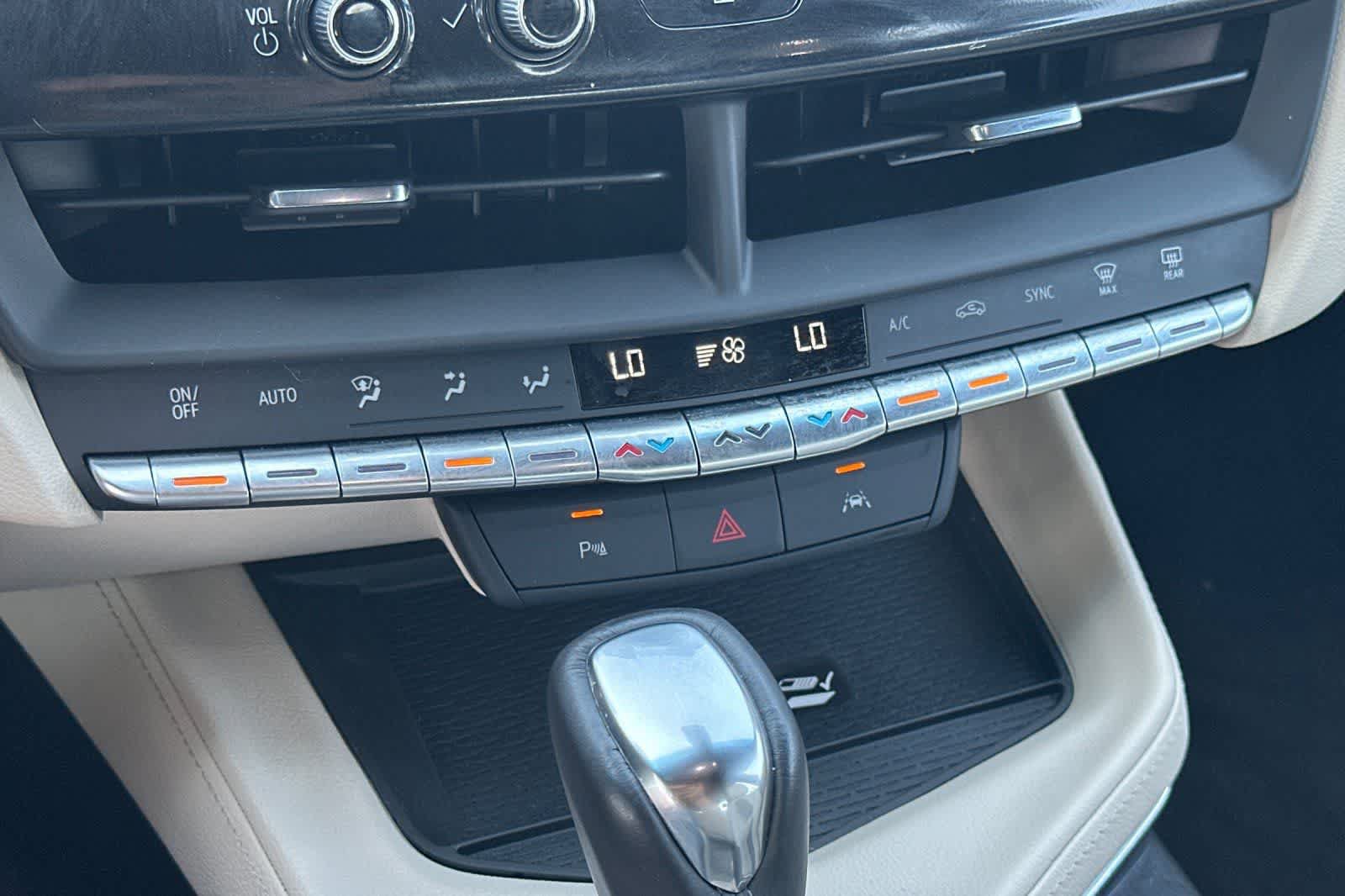 Used 2025 Cadillac CT4 Luxury w/ Sun And Sound Package RWD image 24