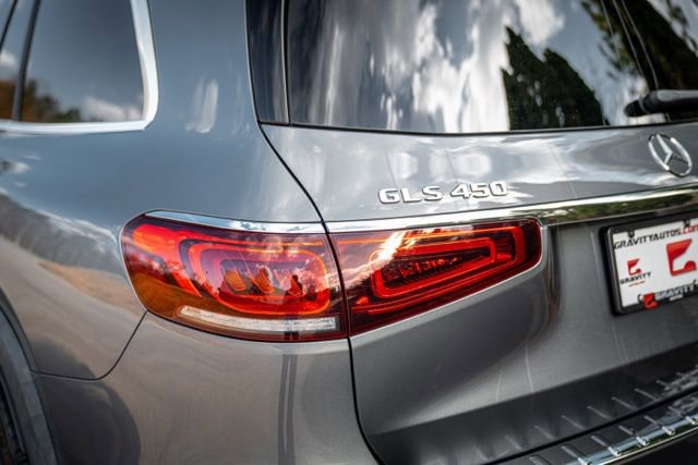 Used 2022 Mercedes-Benz GLS 450 4MATIC image 17