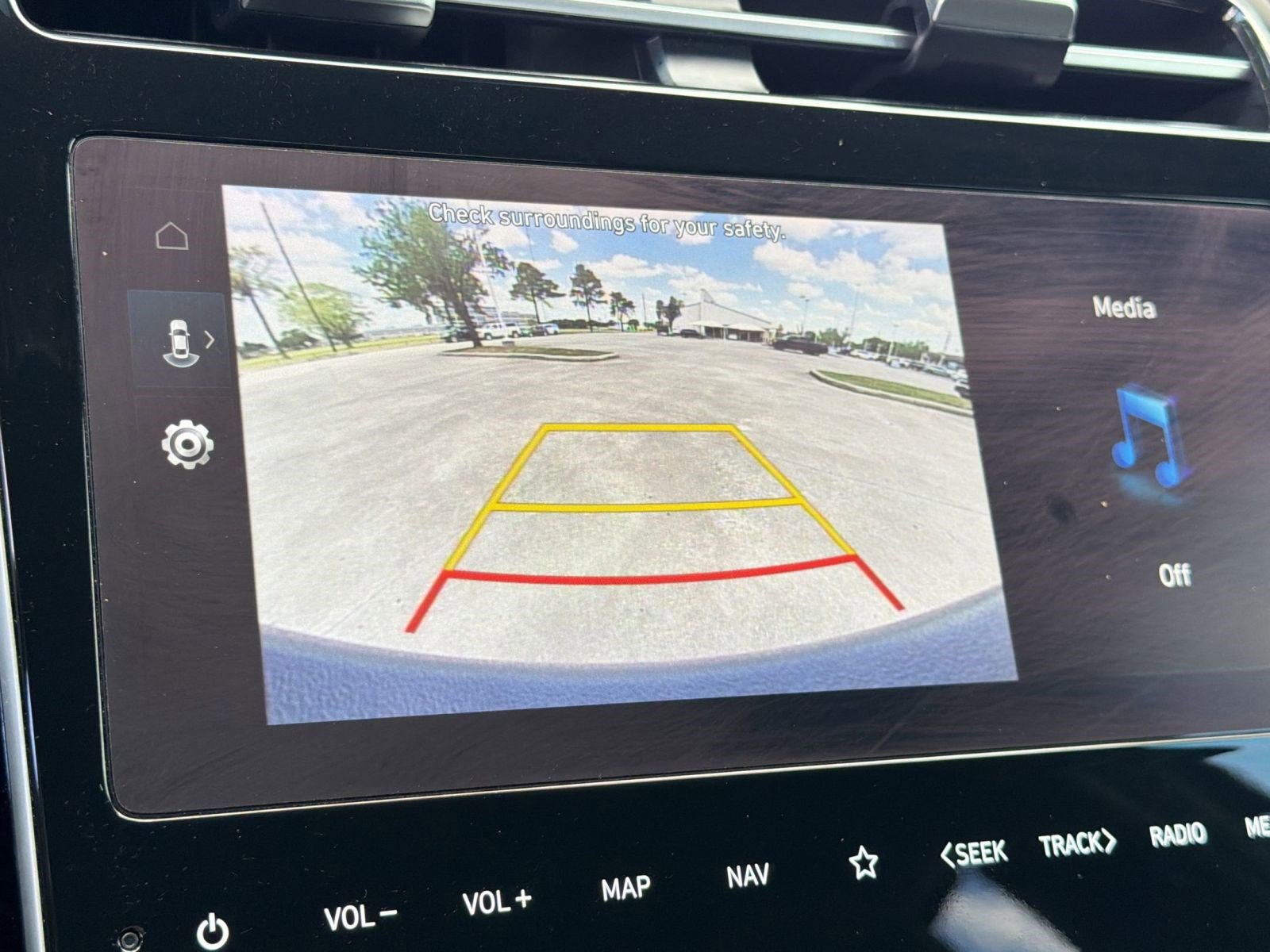 Used 2024 Hyundai Santa Cruz SEL w/ Activity Package FWD image 25