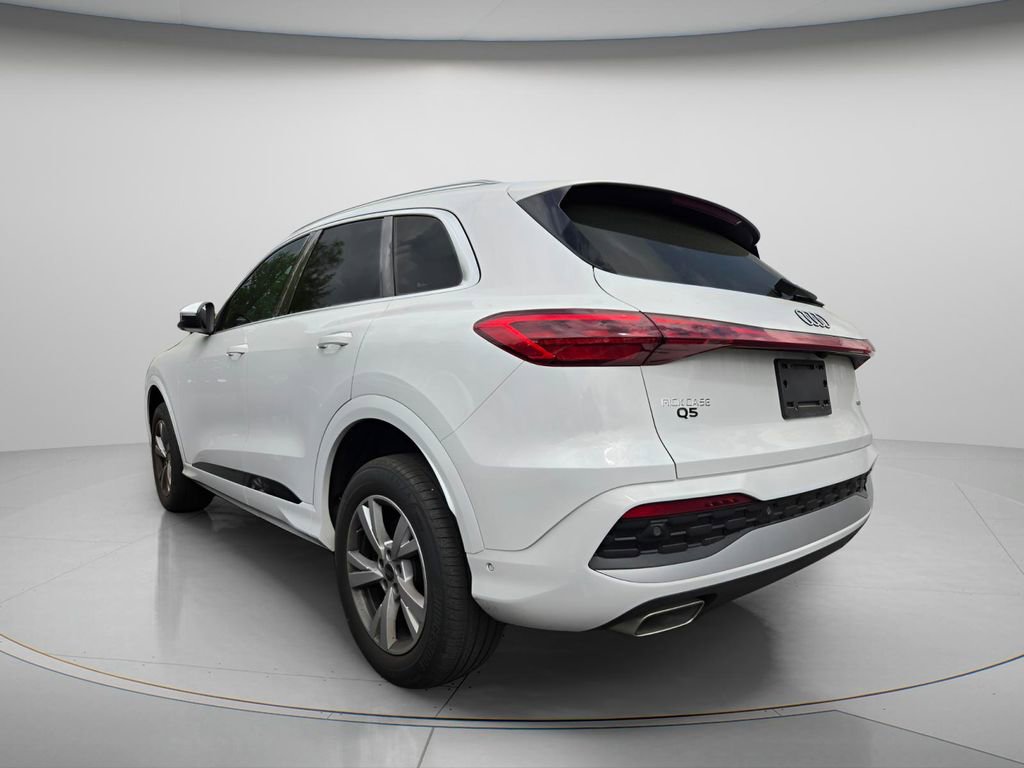 Certified 2025 Audi Q5 Premium w/ Convenience Package image 7
