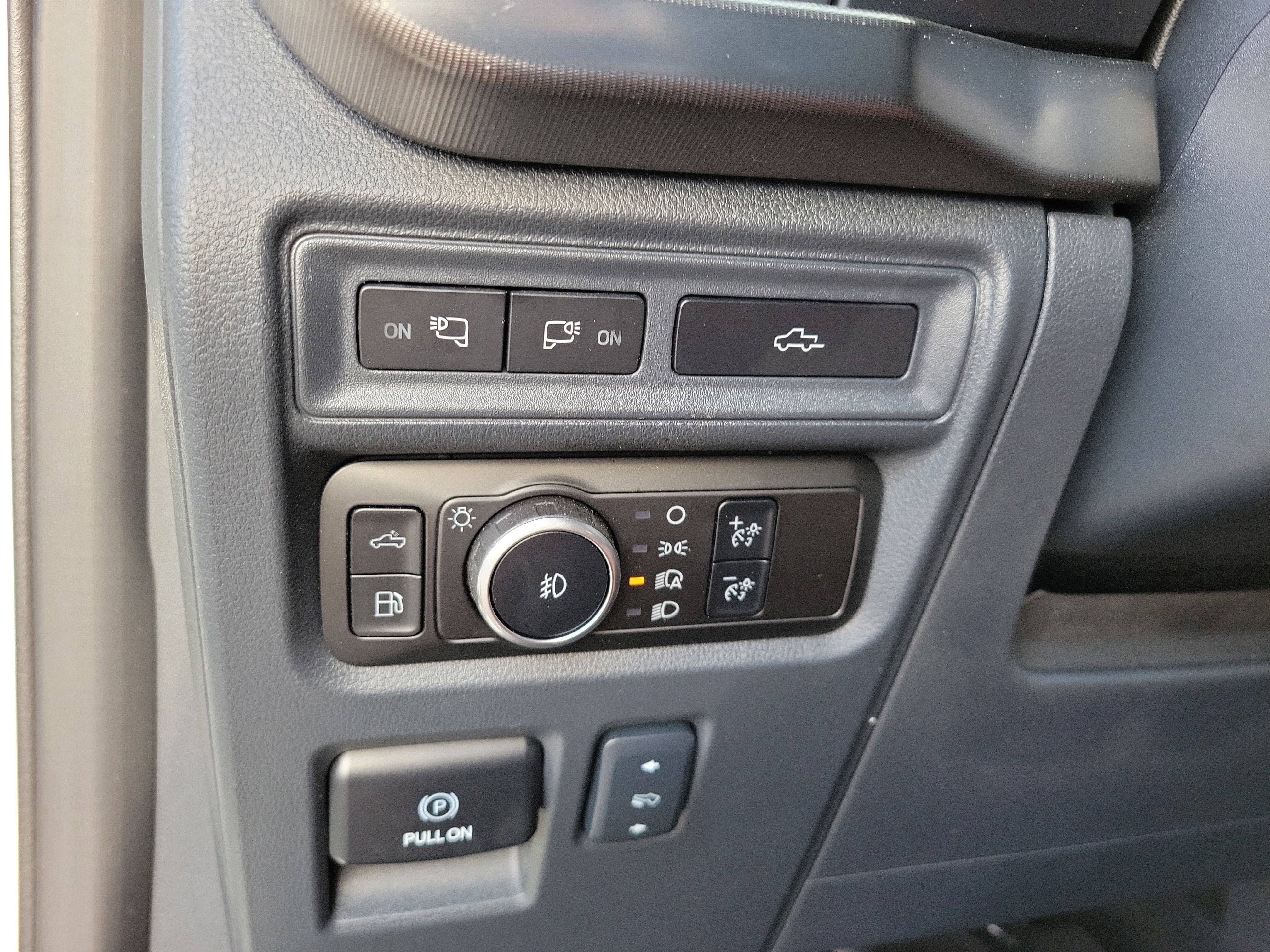 Used 2024 Ford F150 Platinum w/ Equipment Group 702A High image 35