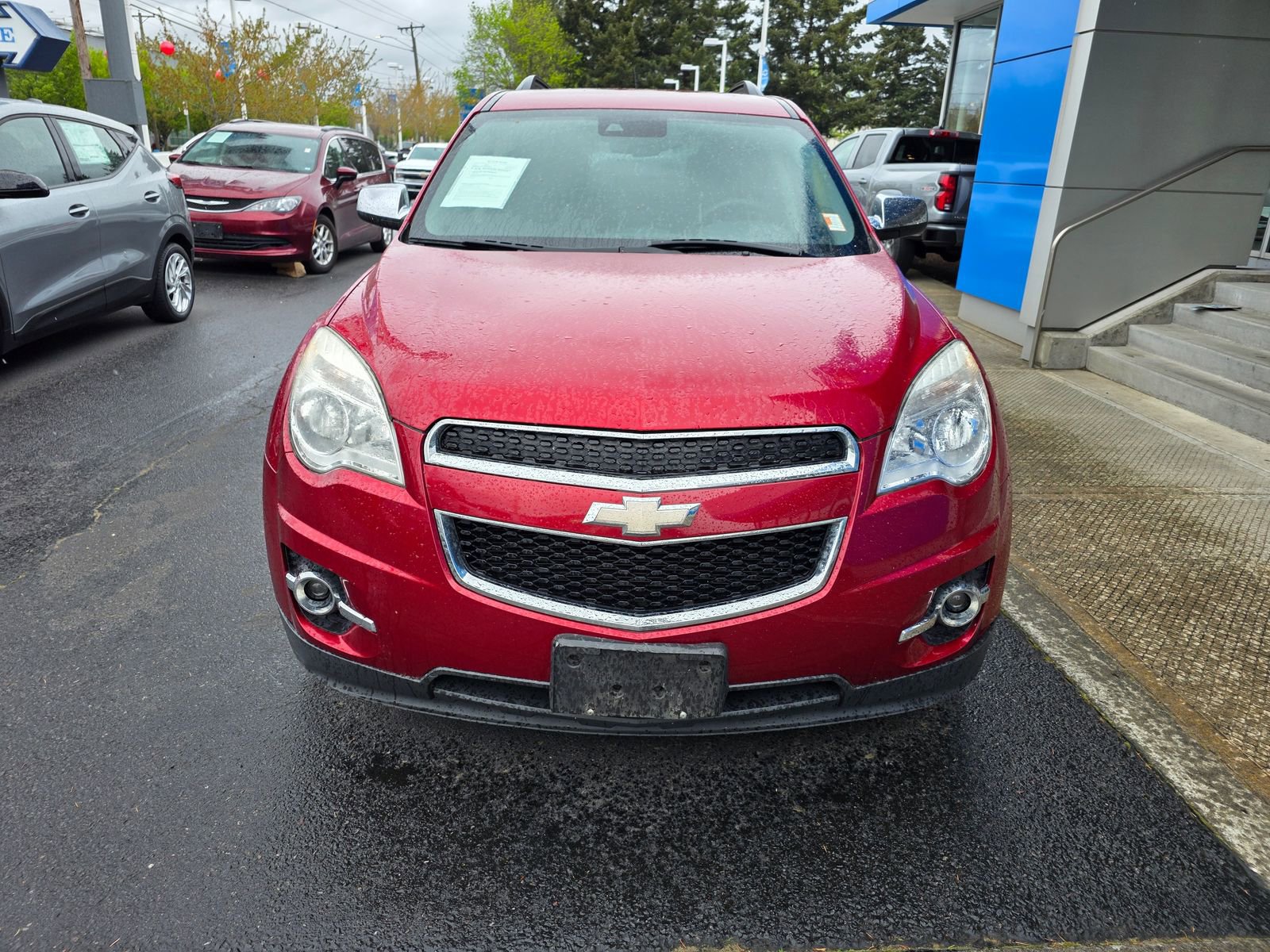 Used 2015 Chevrolet Equinox LT w/ Chrome Appearance Package AWD/4WD image 3