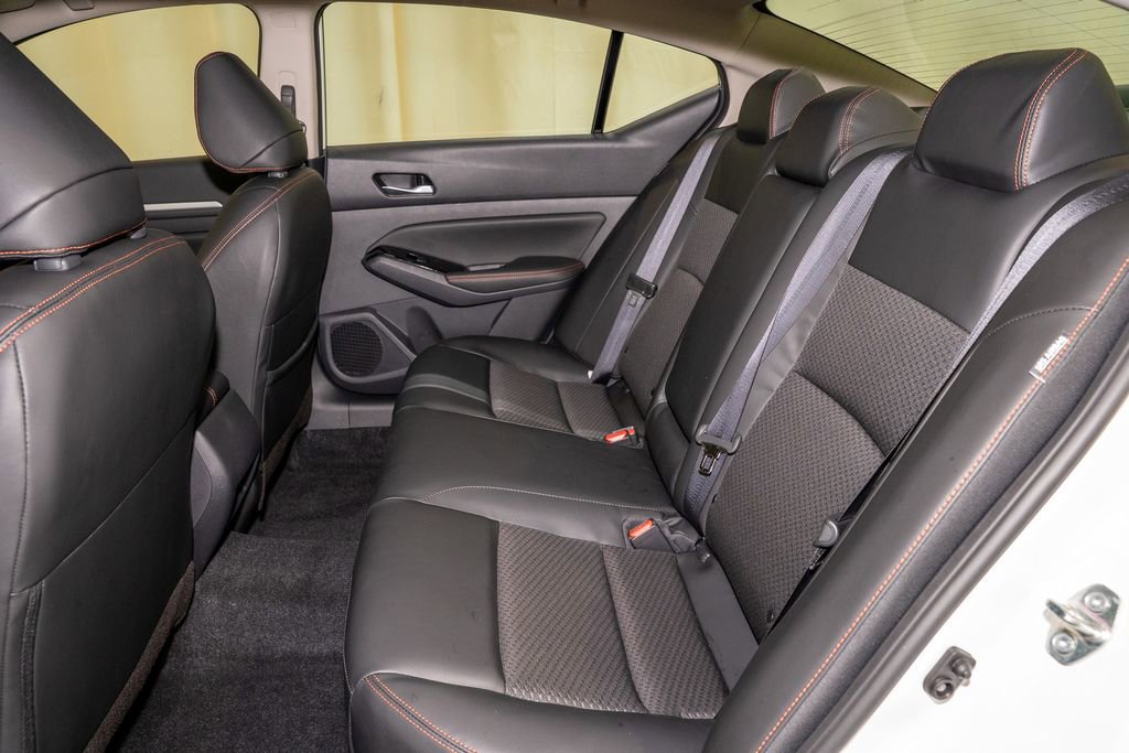 New 2025 Nissan Altima 2.5 SR image 10