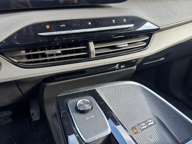 Certified 2025 Buick Enclave Preferred image 22