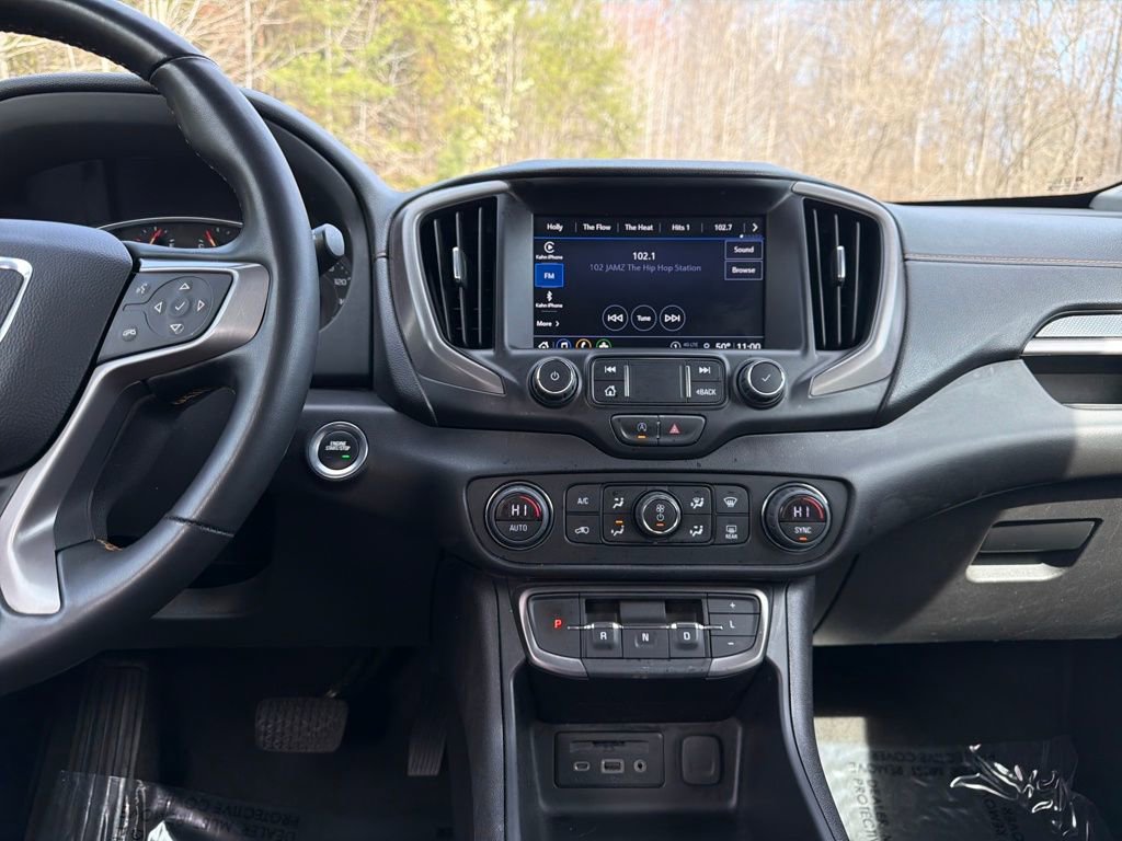 Used 2023 GMC Terrain AT4 image 22
