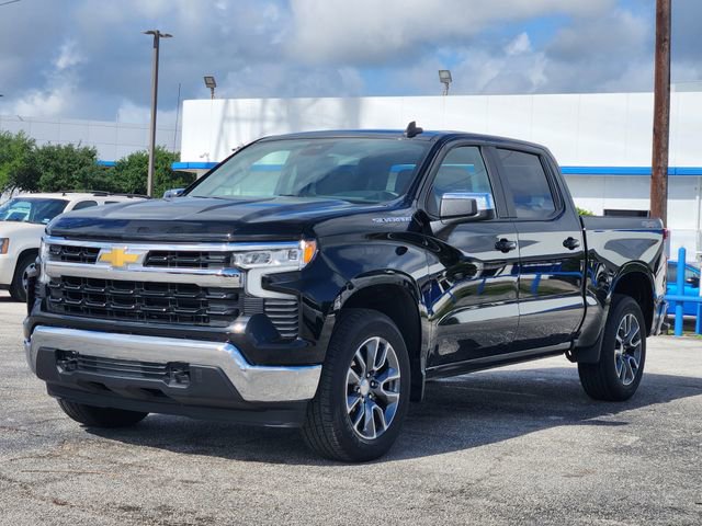 Used 2023 Chevrolet Silverado 1500 LT AWD/4WD image 3