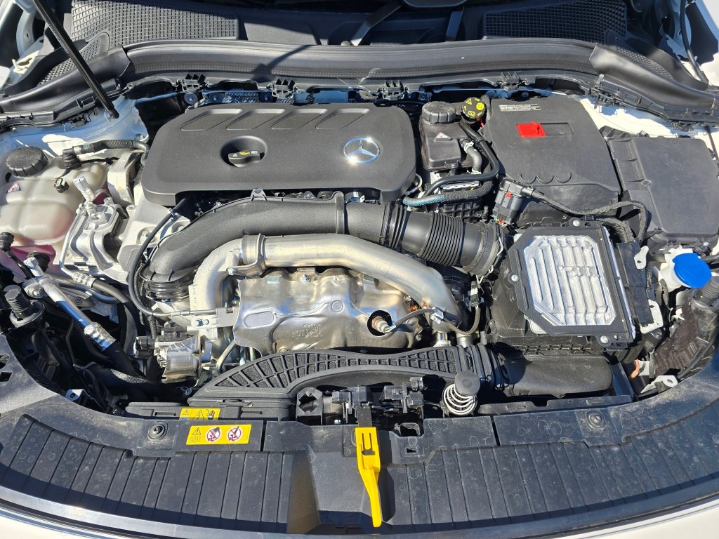 New 2026 Mercedes-Benz GLA 250 4MATIC image 10