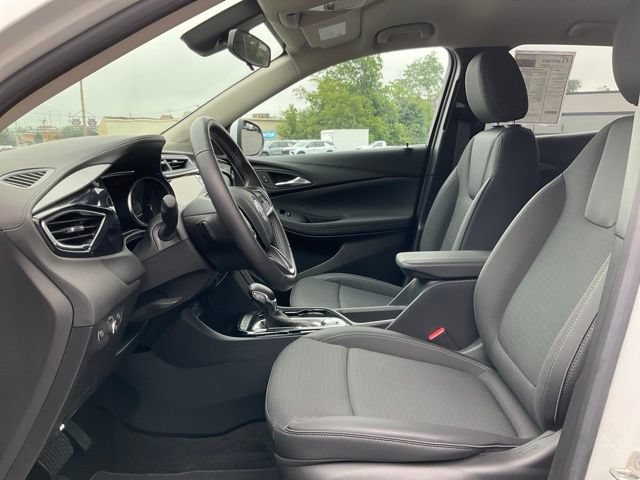 Used 2023 Buick Encore GX Preferred w/ Cold Weather Comfort Package FWD image 2