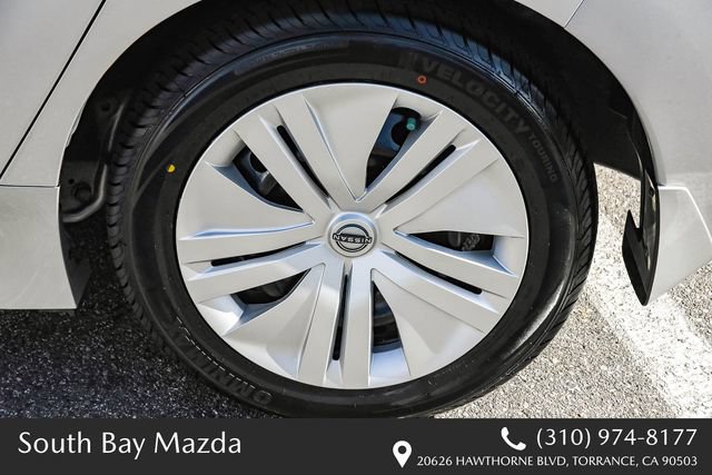 Used 2025 Nissan Leaf S FWD image 10