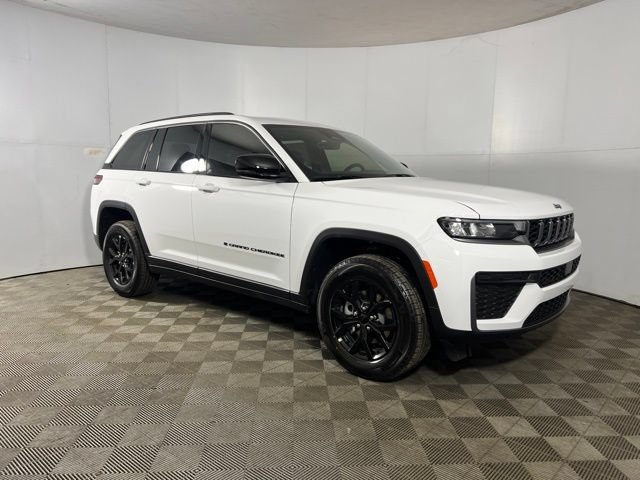 New 2026 Jeep Grand Cherokee Altitude AWD/4WD image 7