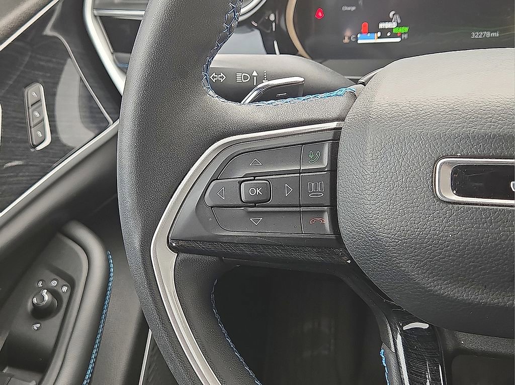 Used 2022 Jeep Grand Cherokee Trailhawk w/ Advanced Protech Group II image 20