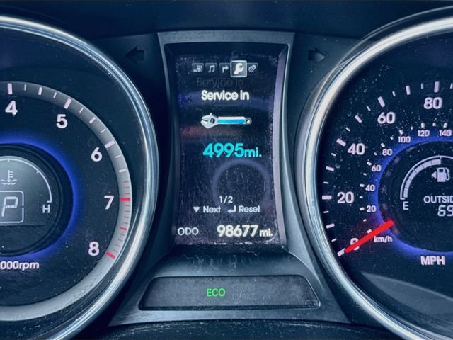Used 2015 Hyundai Santa Fe Sport w/ Option Group 04 AWD/4WD image 12