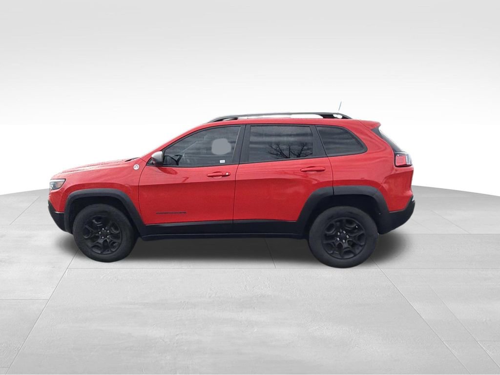 Used 2019 Jeep Cherokee Trailhawk w/ Cold Weather Group image 6