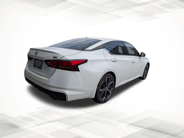 Used 2024 Nissan Altima 2.5 SR image 2