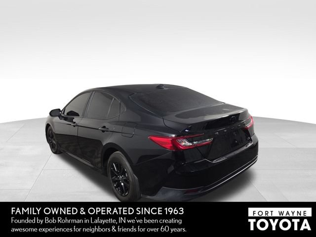 Used 2025 Toyota Camry LE FWD image 9